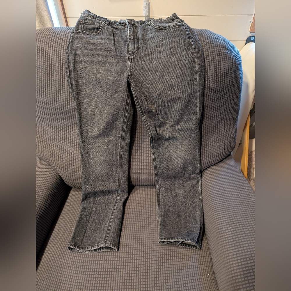 Kirkland Signature Women's Black Straight Leg Jeans